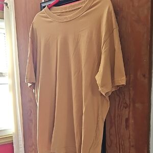 Kohl's Men's Brown Short Sleeve Tee